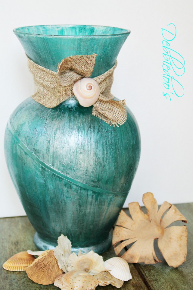 Coastal rit dye vase with mod podge and teal rit dye {Debbiedoo's}