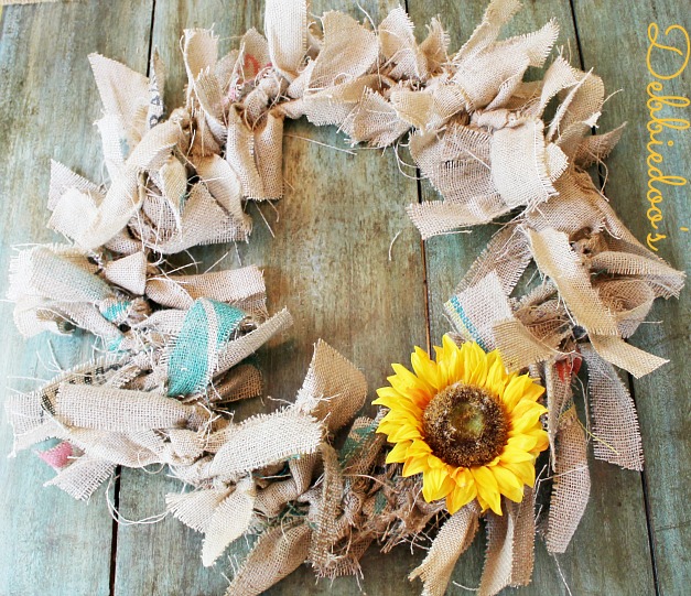 Making a rag wreath