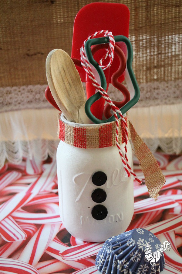 Mason jar themed Christmas gift ideas Debbiedoos